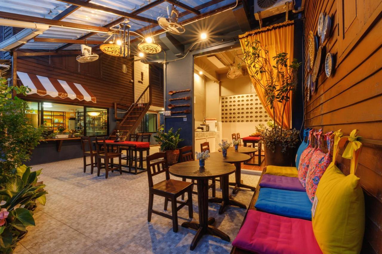 Ilili House Hostel Chiang Mai Exterior photo