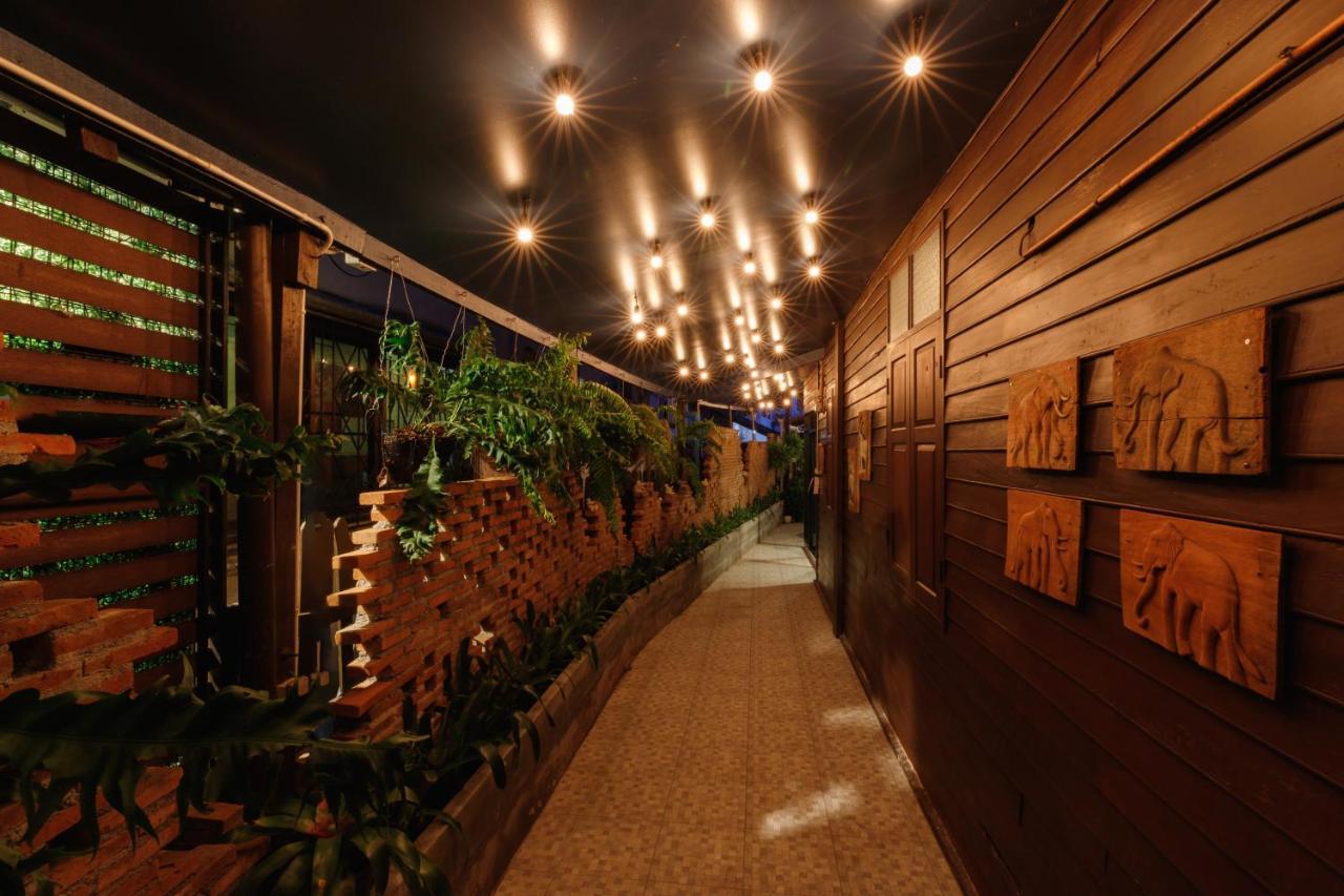 Ilili House Hostel Chiang Mai Exterior photo